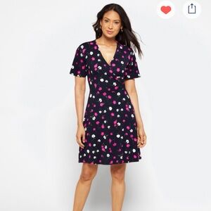 💗Gorgeous floral wrap dress💗